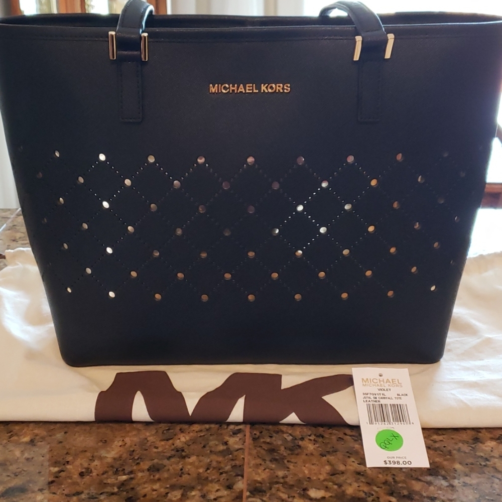 💜Michael Kors Violet Jet Set tote